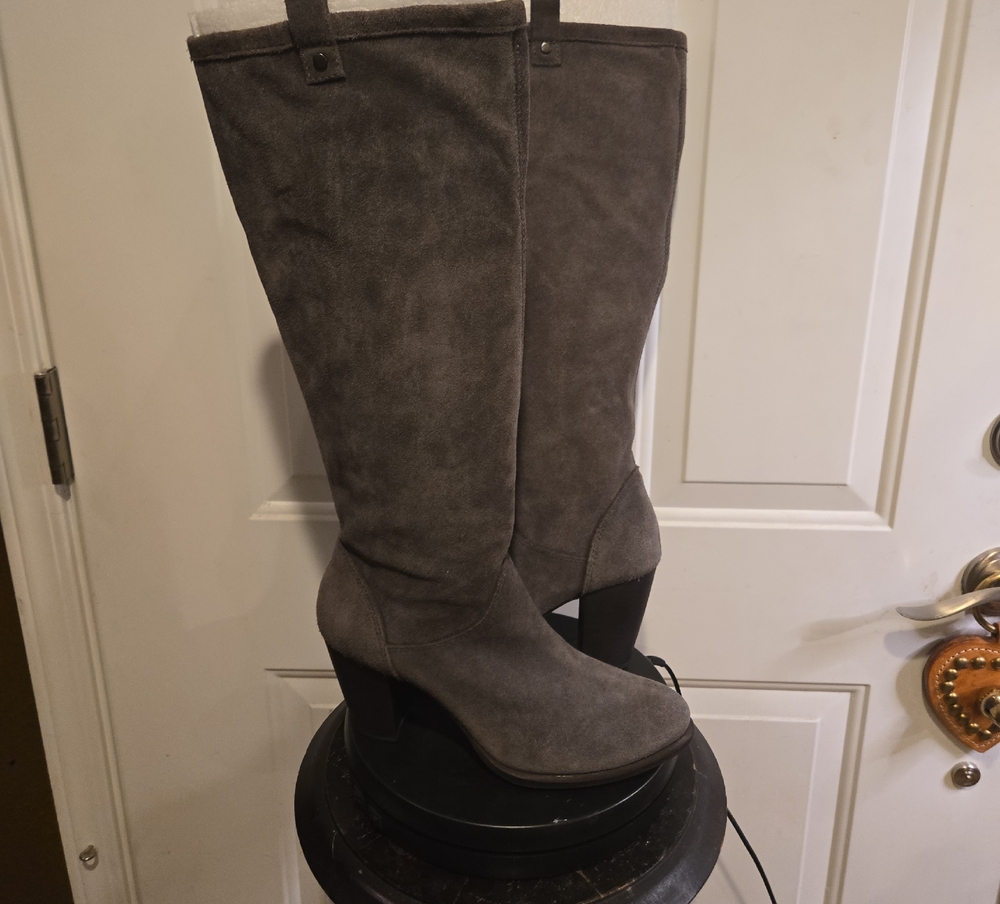 UGG Ava Gray Suede Knee-High Boots Womens Size 10
